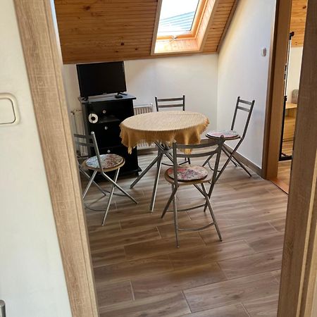 Csikos Apartman Gyenesdias Luaran gambar